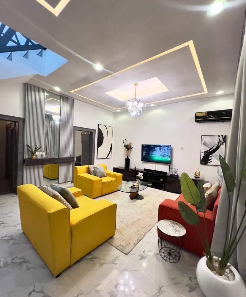 Fully Furnished 3-Bedroom Luxury Apartment
